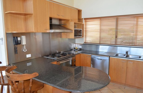 Caloundra Apartment | Cerulean Beachfront Apartment - Unit 15