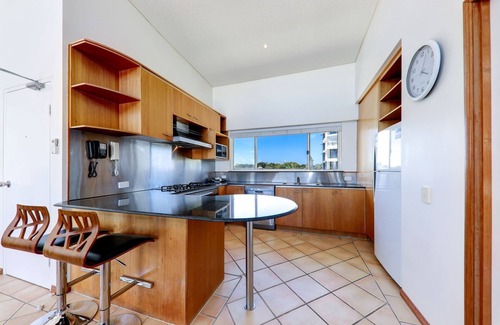 Caloundra Apartment | Cerulean Beachfront Apartment - Unit 15