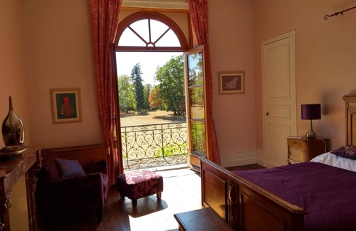 Charly Other | Château Charly: Vacances de Luxe Dans la Loire