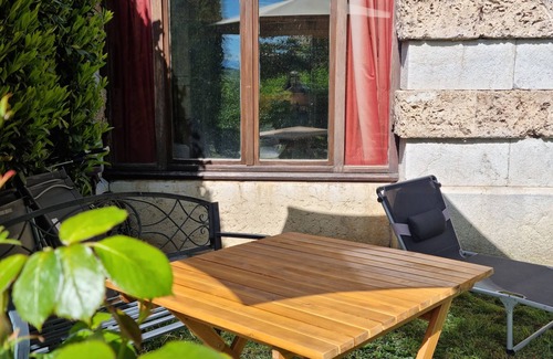 Uriage-les-Bains Apartment | Château d'Uriage - Duplex with private terrace