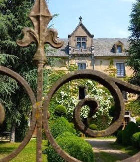 Bessonies Bed & Breakfast | Château de Bessonies