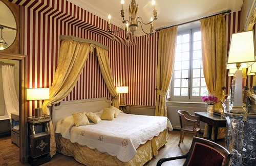 Bourron-Marlotte Hotel | Château de Bourron