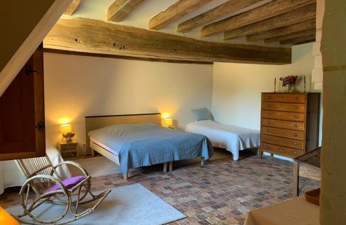 Beaumont-Pied-de-Boeuf Bed & Breakfast | Château de la Faverie chambres d hôtes