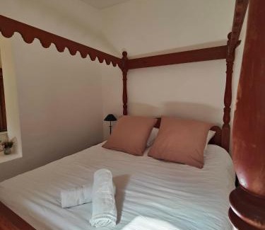 Serrieres-en-Chautagne Bed & Breakfast | Château de Fortis