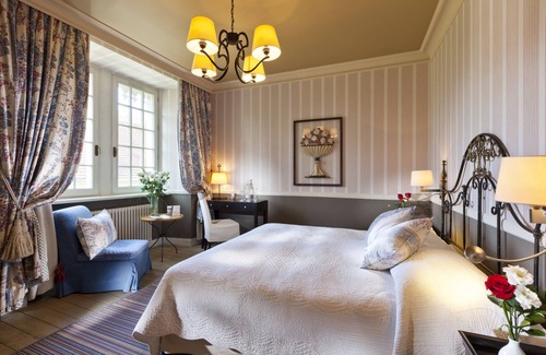 Port-Lesney Hotel | Château De Germigney