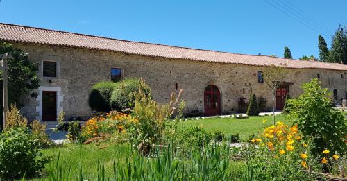Cezais Bed & Breakfast | Château de la Cressonnière