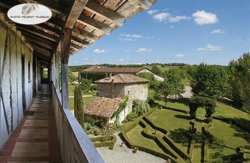 Castelnau-de-Montmiral House | Château de Mayragues