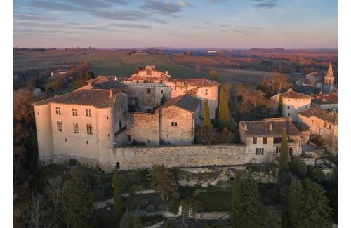 Senouillac Bed & Breakfast | château de Mauriac