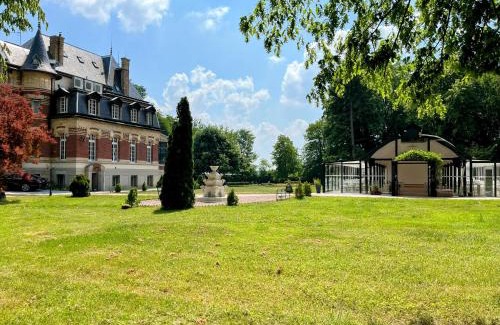 Moliens Bed & Breakfast | Château de Moliens