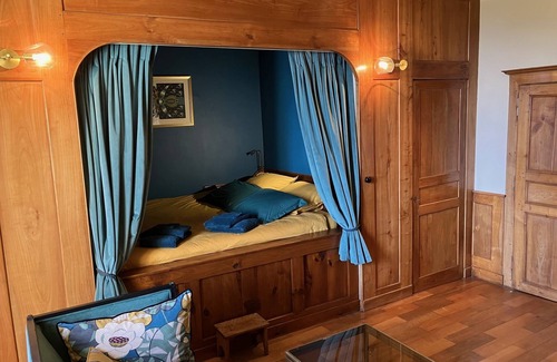 Fromental House | Château de Montautre