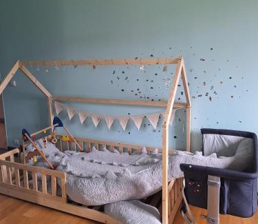 Alby-sur-Cheran Apartment | Château de Montpon - 8 pers - Family et Kids Friendly