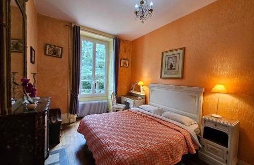 Lezoux Bed & Breakfast | Château de MontSablé