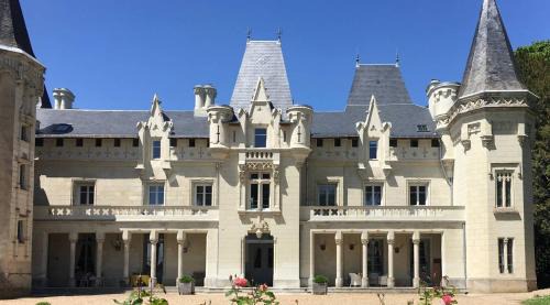 Neuille House | Château de Salvert - 4 Gîtes - 32 personnes