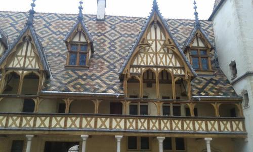 Ladoix-Serrigny Bed & Breakfast | Château De Serrigny