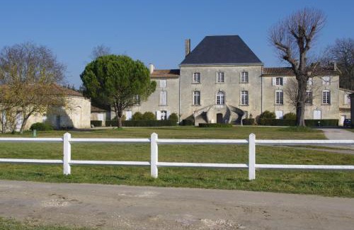 Saint-Gervais Bed & Breakfast | Château des Arras