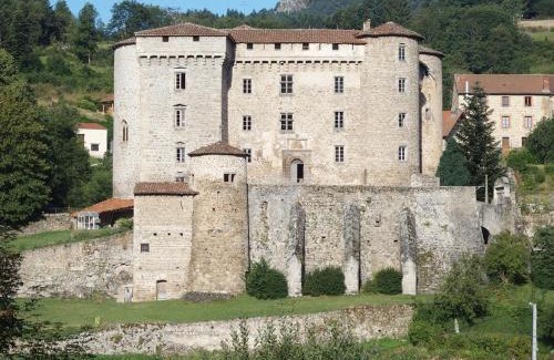 Chalmazel-Jeansagniere House | Château des Marcilly Talaru