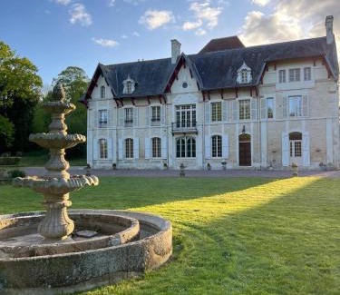 Damblainville House | Château du Mesnil Soleil , gites et chambres d'hôtes