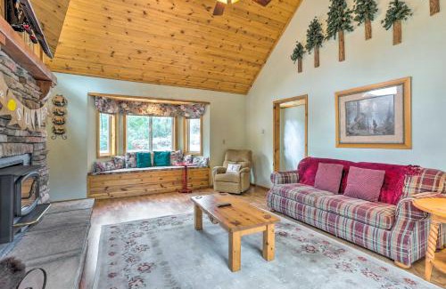 Whispering Forest House | Château Forêt in Big Bear with Hiking Trail Access