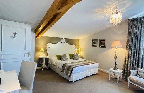 Monpazier Hotel | Château Hôtel Edward 1er