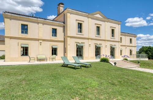 Petit-Palais-et-Cornemps House | Château La Poste