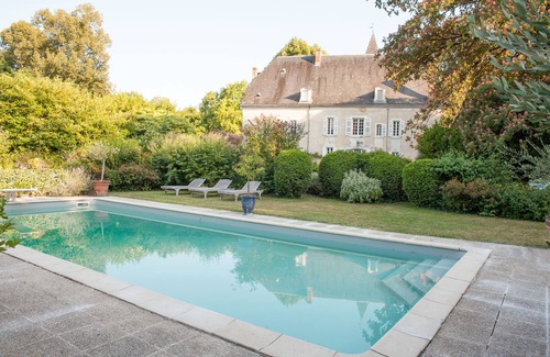 Saint-Astier House | château Labattut guest house