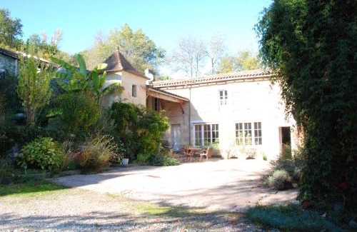Coutras Bed & Breakfast | Château Le Baudou