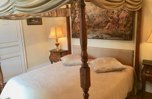 Tournon-Saint-Pierre Other | Château les Vallées