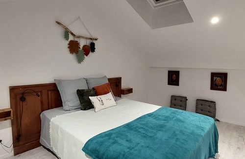 Le Poire-sur-Vie Bed & Breakfast | Chêne en campagne. Breakfast included. Llama breeding