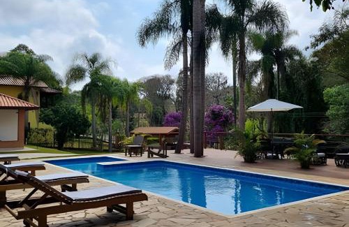 Ibiuna House | Chacara em Ibiuna Conforto Sofisticação