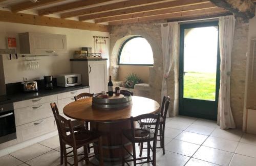 Saint-Genes-de-Blaye House | Chai Crann Piorra