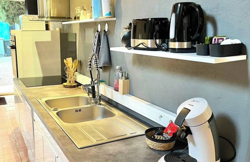 Lisle-sur-Tarn Apartment | Chai Rénové Au Cœur Des Vignobles - Piscine