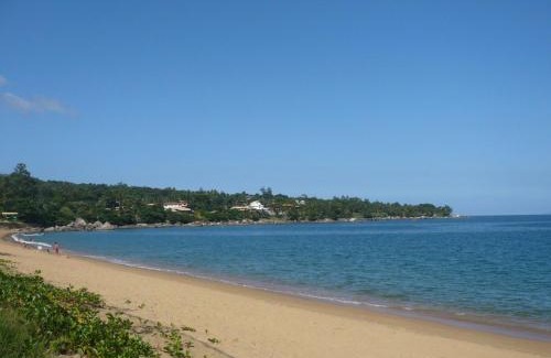 Praia Grande Apartment | CHALÉ da LÚ ILHABELA