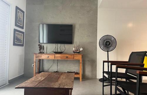 Toninhas House | Chalé pé na areia em Ubatuba