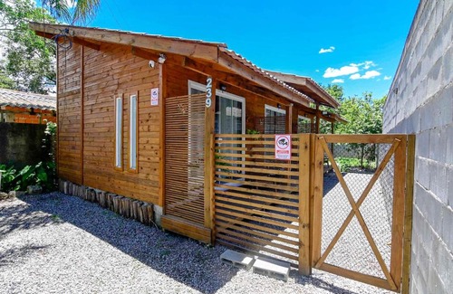 Ratones Apartment | Chalé pertinho de Jurerê Ch1, com Fire Stick