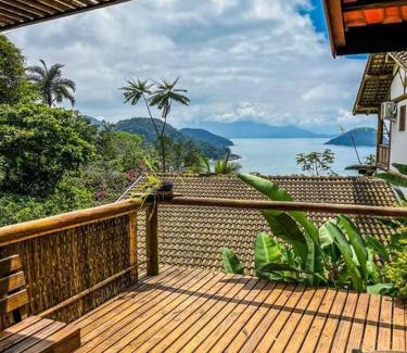 Felix House | Chalé Varandas Vistamar com Ar Condicionado e churrasqueira