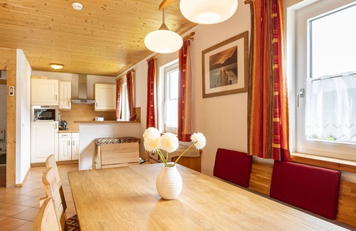 Annaberg im Lammertal Ski Chalet | Chalet # 04 with 3 BR for 6 to 8 people
