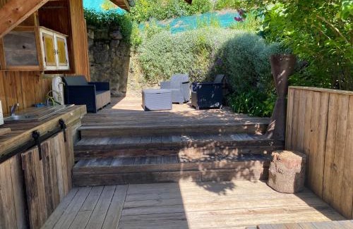 Le Bouchet-Mont-Charvin Ski Chalet | Chalet 1830 au pied du MONT CHARVIN