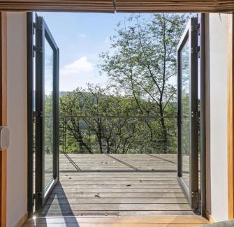 Tilff Ski Chalet | Chalet 2 chambres "The Escape Chalet" by FineNest