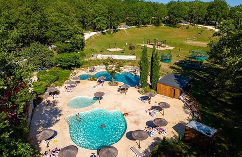 Saint-Cirq-Lapopie Ski Chalet | Chalet 3 étoiles - Piscine - efchcd