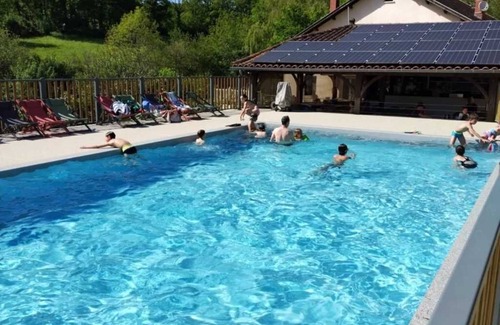 Reyrevignes Ski Chalet | Chalet 3 étoiles - Piscine - ccaidei