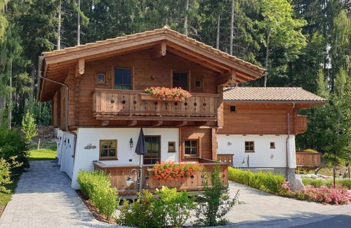 Rain Apartment | Chalet 3 - autumn time
