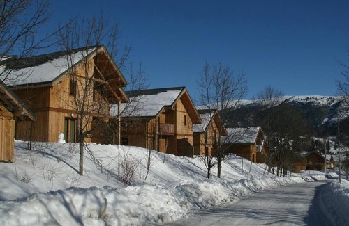 Gresse-en-Vercors Ski Chalet | Chalet, 300m from shops, fitness, parking, tv, 50-55m², Gresse en Vercors