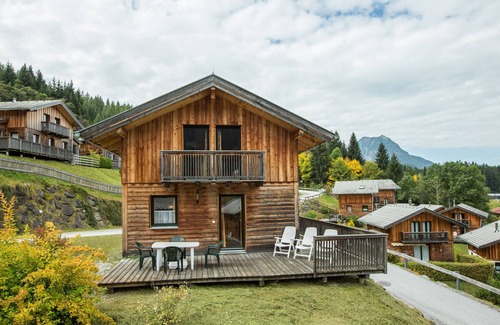 Annaberg im Lammertal Ski Chalet | Chalet # 32 with 3 BR for 6 to 8 people