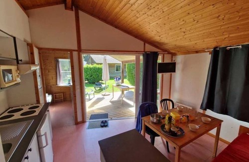 Saint-Geniez-d'Olt Ski Chalet | Chalet 4 étoiles - Parc aquatique - efah0i