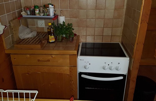 Tauves Ski Chalet | CHALET 70 m2 - 6 PERS - near MONT DORE/SUPER BESSE - 1000 m2 enclosed - WI-FI
