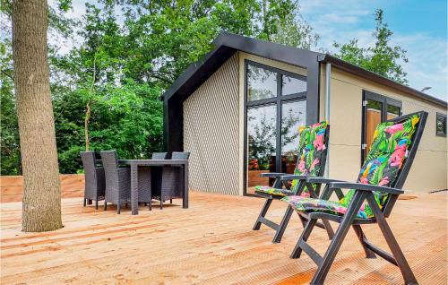 Oosterwolde House | Chalet 84