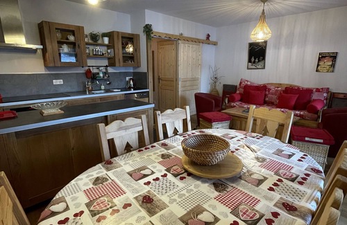 Laveissiere Apartment | Chalet AIGUILLON RDC D