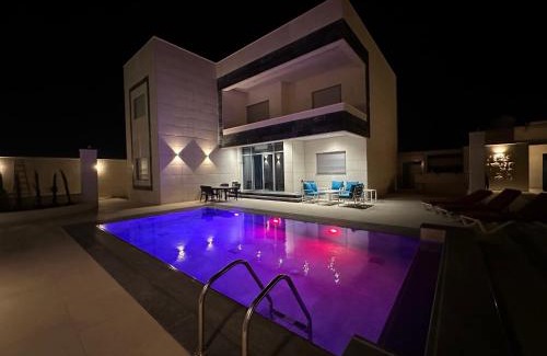 Al Jizah Ski Chalet | Chalet Amman Alsayyed