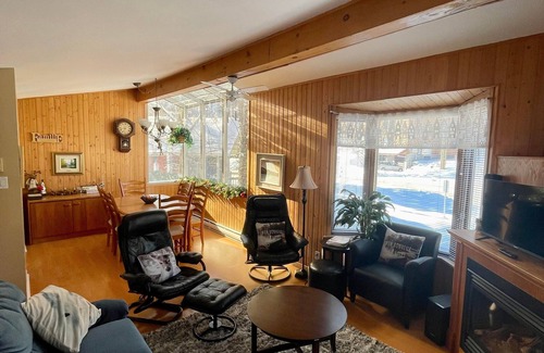 Stoneham Ski Chalet | Chalet at the foot of the slopes Ski IN/Ski OUT
