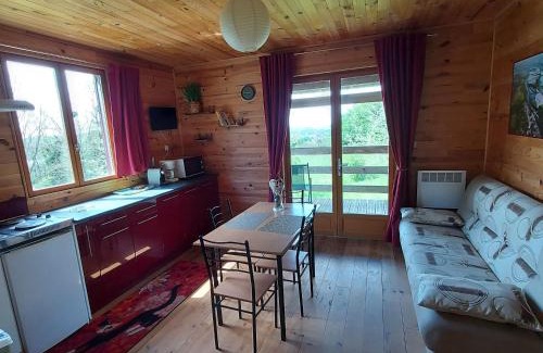 Velle-sur-Moselle House | Chalet au calme avec terrasse, acceptant les animaux, parking et Wi-Fi inclus - FR-1-584-108